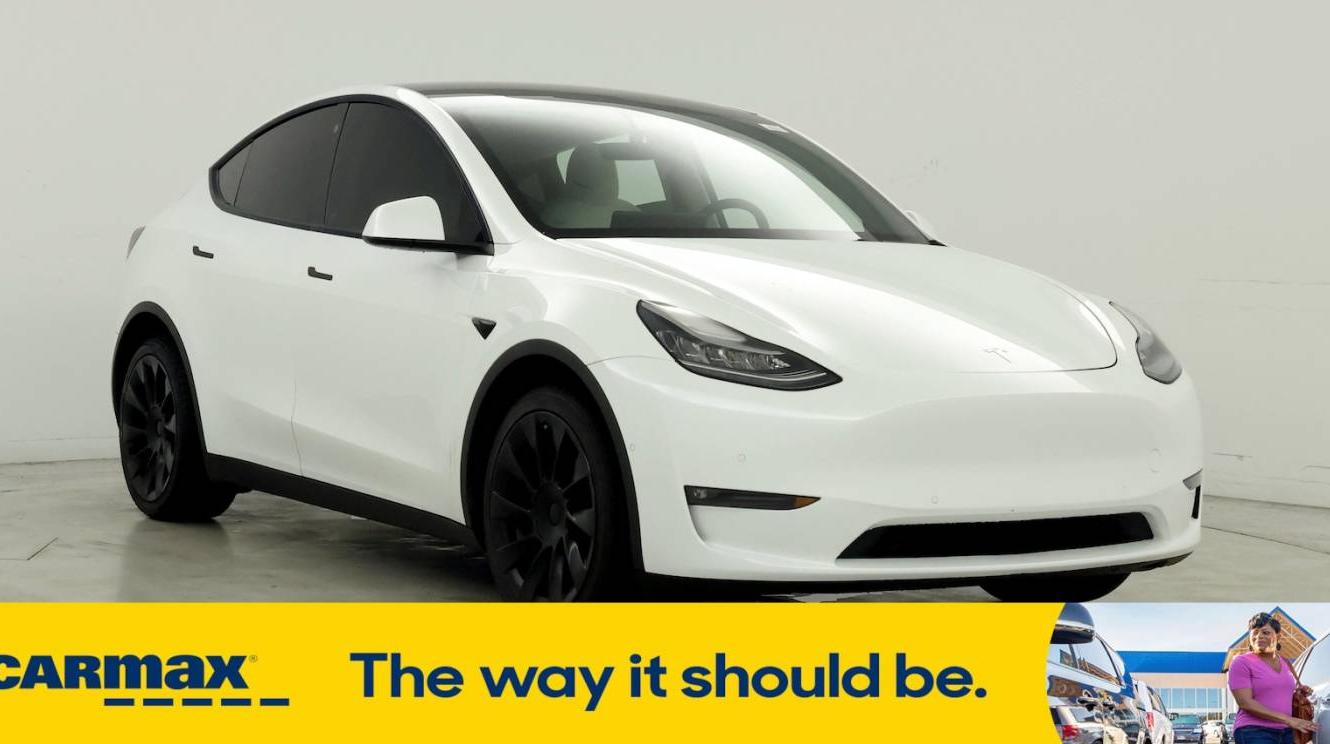 TESLA MODEL Y 2021 5YJYGDEE2MF119704 image